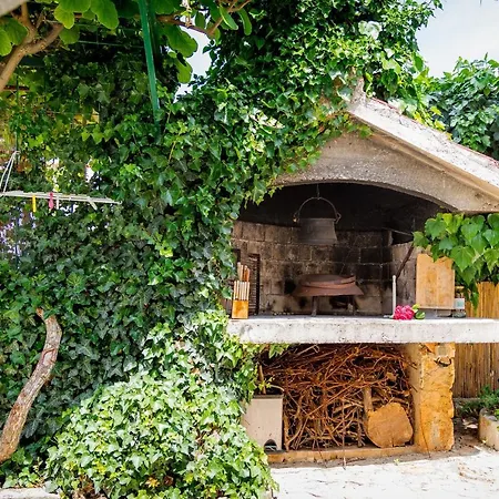 Luxury In With Pool Villa