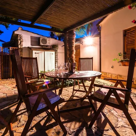 Luxury In With Pool Vila *