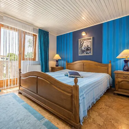 Vila Luxury In With Pool *