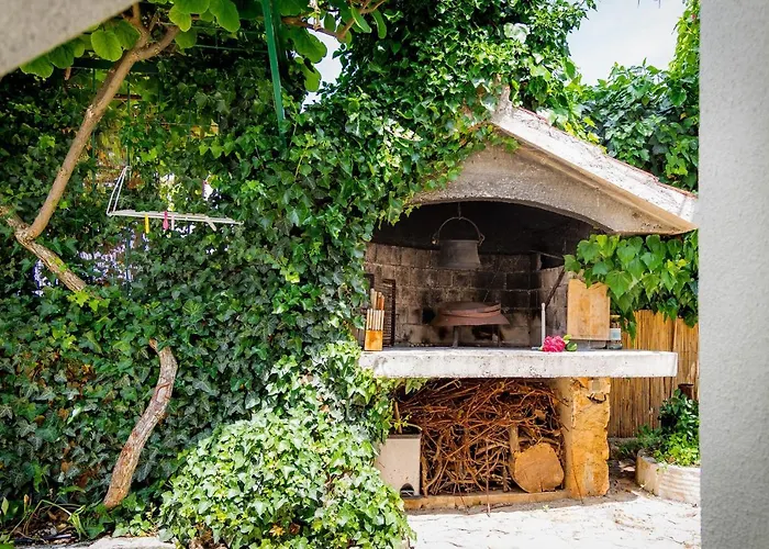 Luxury In With Pool Villa