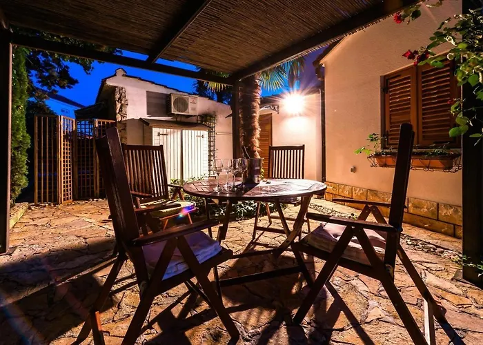 Luxury In With Pool * Rogoznica (Sibenik-Knin)